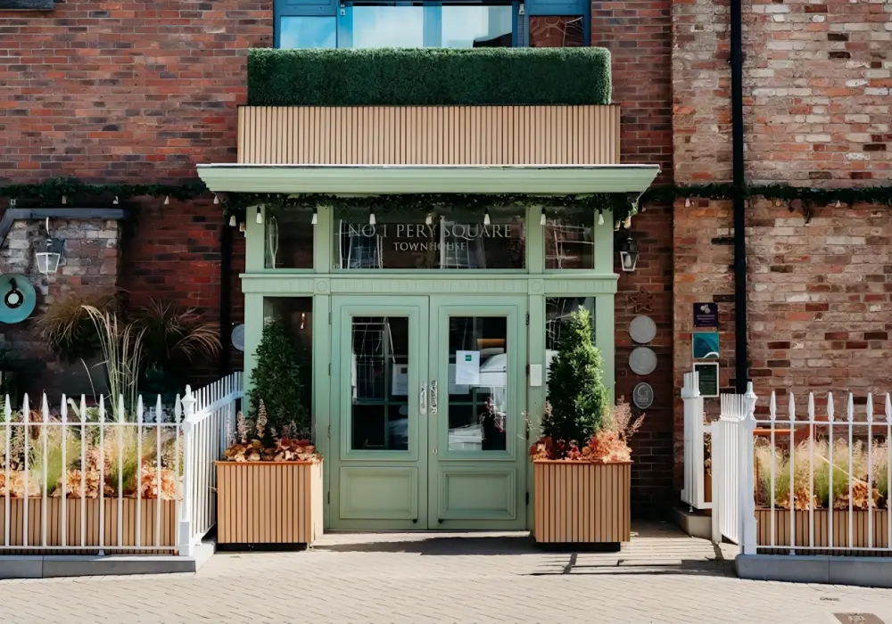 No.1 Pery Square